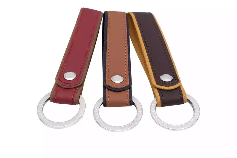 three colors of the keychain